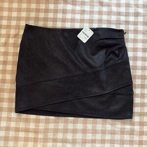Free People Black Pleather Mini Skirt size 6 NWT